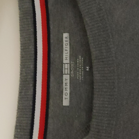 Tommy Hilfiger crew neck - Picture 2 of 4